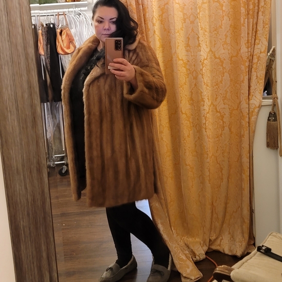 Jenuine fur mink coat - Picture 13 of 14